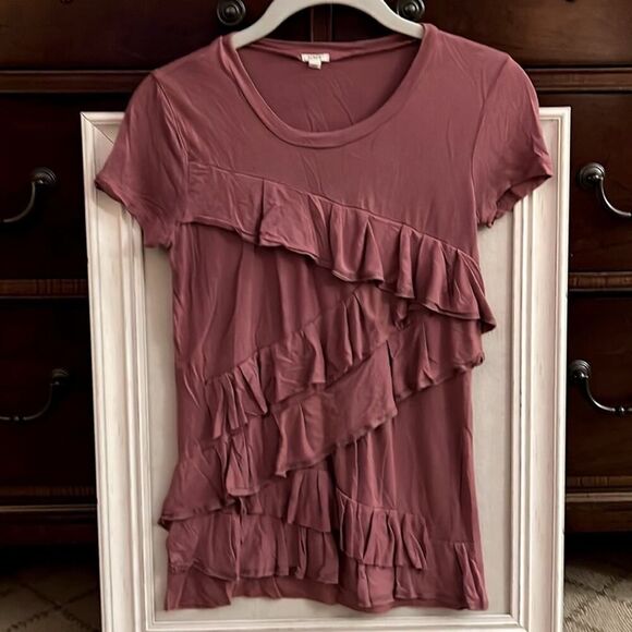 J. Crew berry colored fitted t-shirt w ruffled detail. NWOT XXS / XS - Picture 1 of 6